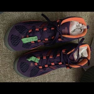 Keen shoes